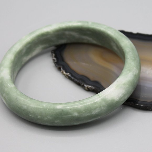 Jewelry - Green jade bangle bracelet natural stone